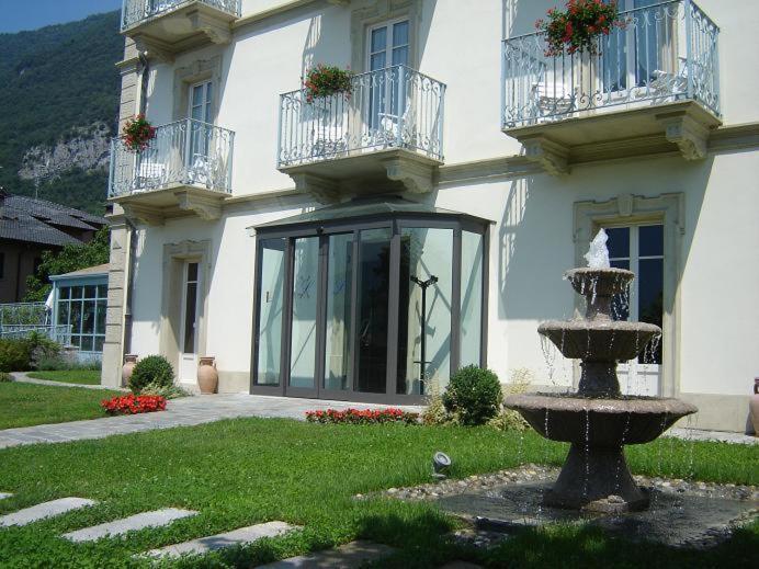Hotel Lario Mezzegra Exterior photo